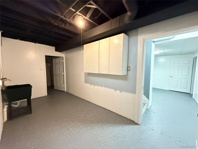 22074 Bach Street, Warren, MI 48091