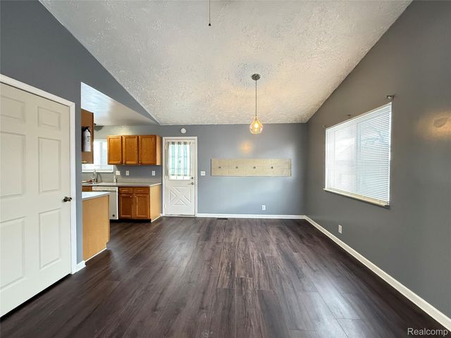 22074 Bach Street, Warren, MI 48091