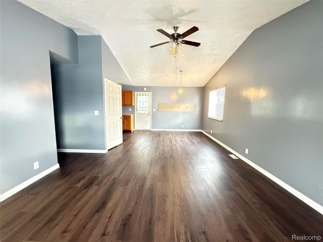 22074 Bach Street, Warren, MI 48091