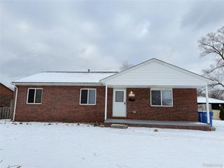 22074 Bach Street, Warren, MI 48091