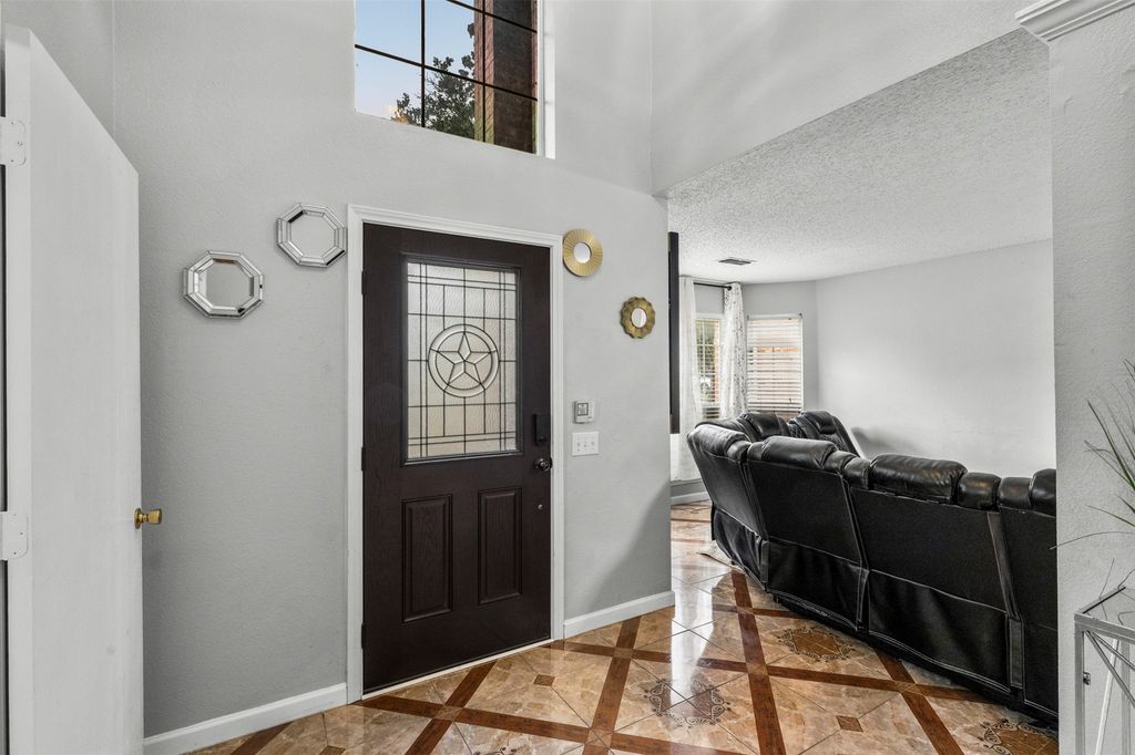 3332 Raleigh Drive, Fort Worth, TX 76123 — photo 4