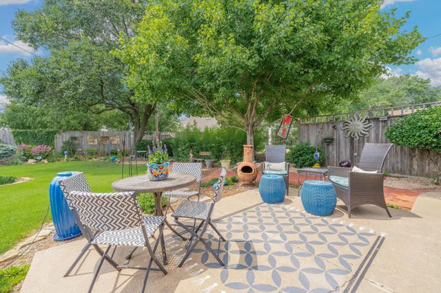 2171 W 18th St N, Wichita, KS 67203