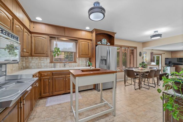 2171 W 18th St N, Wichita, KS 67203