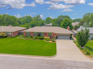 2171 W 18th St N, Wichita, KS 67203