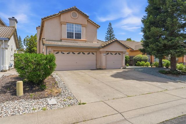 2516 Du Bois Dr, Roseville, CA 95661