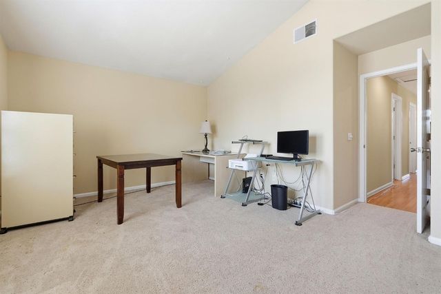 2516 Du Bois Dr, Roseville, CA 95661