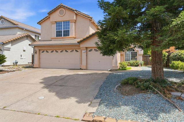 2516 Du Bois Dr, Roseville, CA 95661
