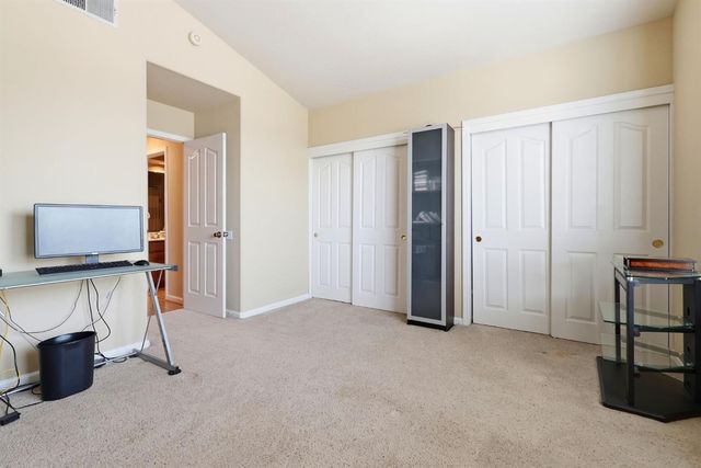 2516 Du Bois Dr, Roseville, CA 95661