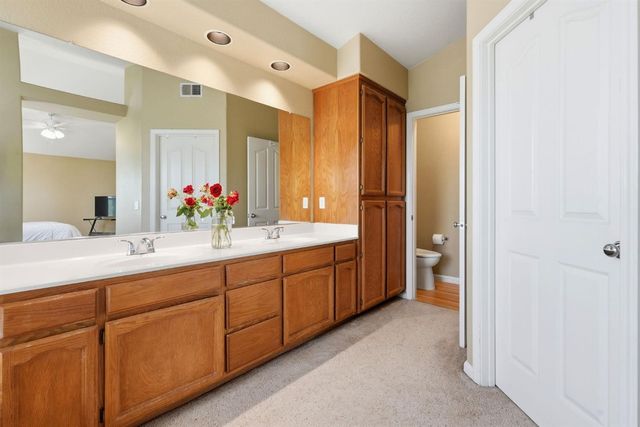 2516 Du Bois Dr, Roseville, CA 95661