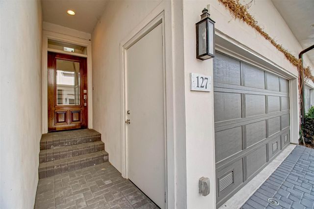 4031 Bellefontaine St Street 127, Houston, TX 77025
