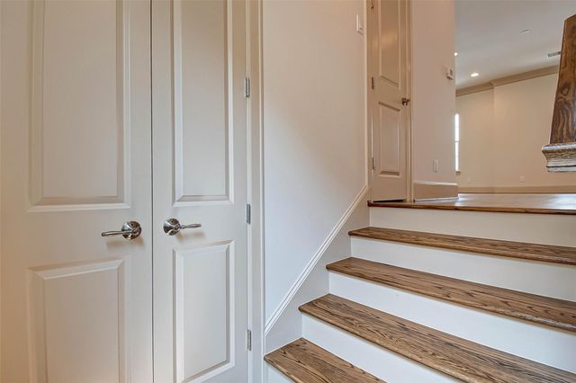4031 Bellefontaine St Street 127, Houston, TX 77025