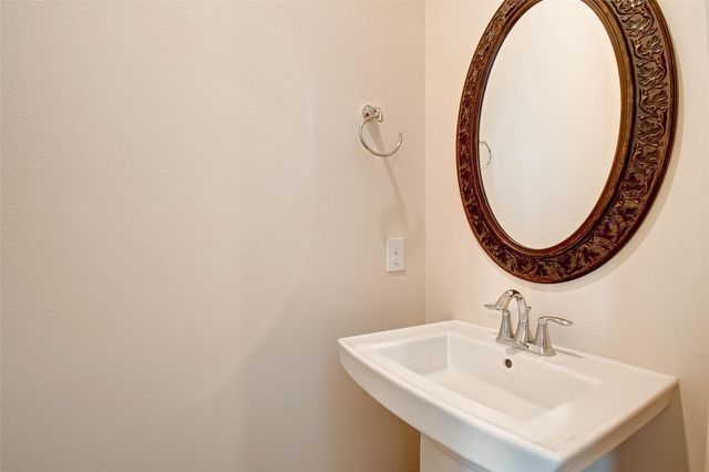 4031 Bellefontaine St Street 127, Houston, TX 77025