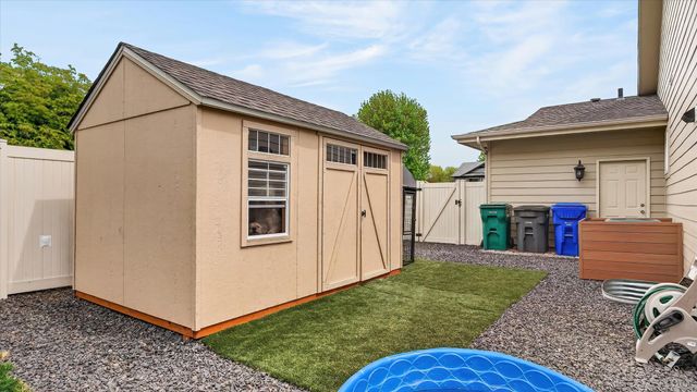 9115 N Dusk Ct, Spokane, WA 99208