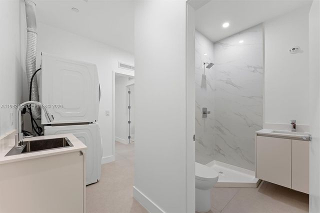 700 NE 24rd Street PH5802, Miami, FL 33137