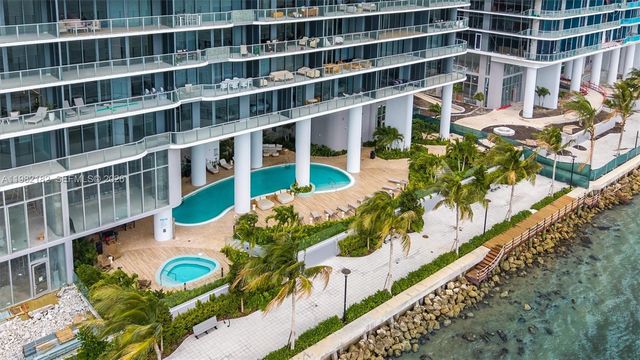 700 NE 24rd Street PH5802, Miami, FL 33137