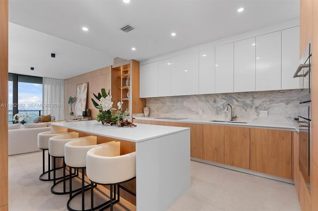 700 NE 24rd Street PH5802, Miami, FL 33137