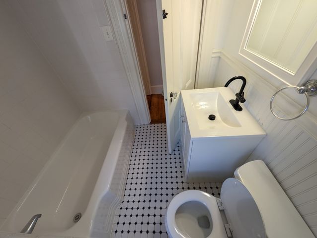 18 Maple Street 1, Watertown, MA 02472