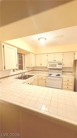 2725 South Nellis Boulevard 2060, Las Vegas, NV 89121