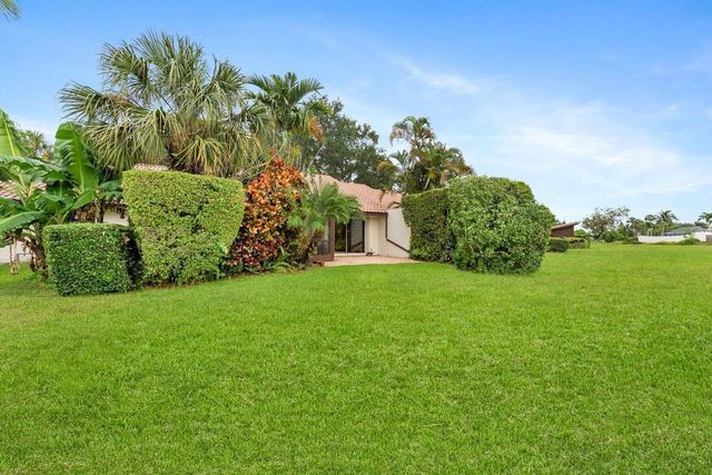 6886 Tiburon Circle, Boca Raton, FL 33433