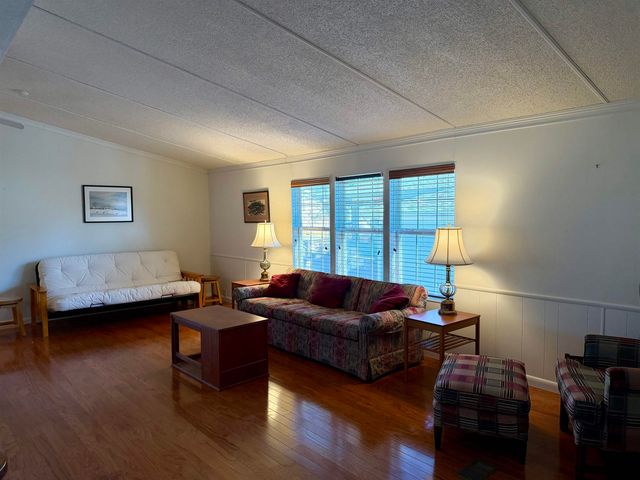 426 East Lake Dr., Surfside Beach, SC 29575