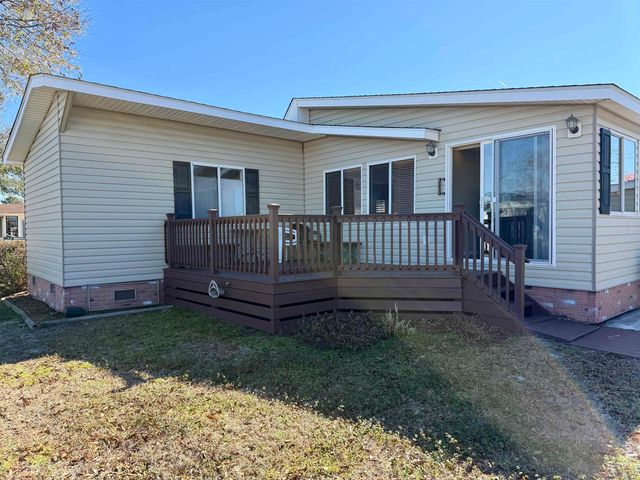 426 East Lake Dr., Surfside Beach, SC 29575