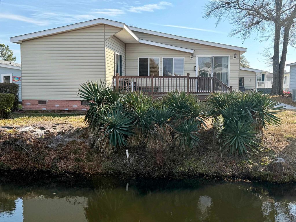 426 East Lake Dr., Surfside Beach, SC 29575