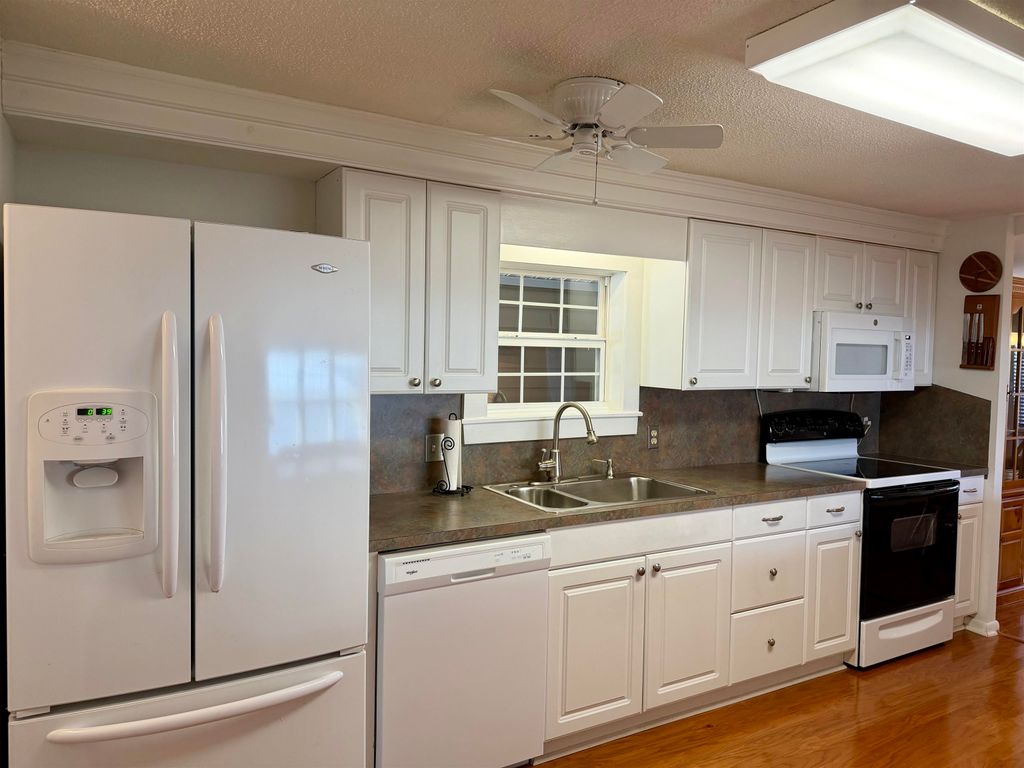 426 East Lake Dr., Surfside Beach, SC 29575 — photo 4