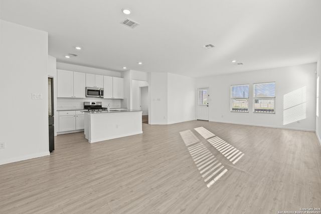 6226 fallow, San Antonio, TX 78252