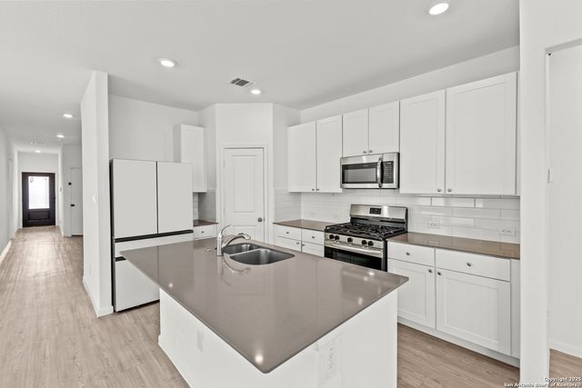 6226 fallow, San Antonio, TX 78252