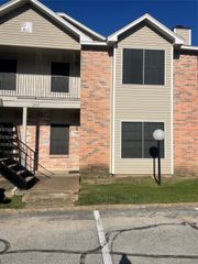 2263 Millstone Drive B, Houston, TX 77073