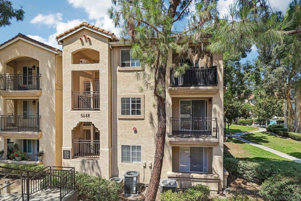 5648 Amaya 122, La Mesa, CA 91942