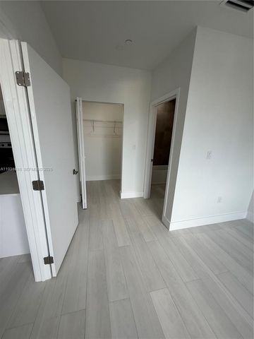 1091 E 17th St 301, Hialeah, FL 33010