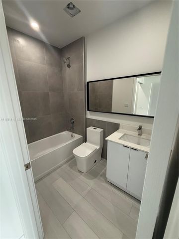 1091 E 17th St 301, Hialeah, FL 33010