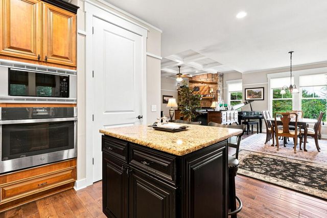 128 Summit View Drive, Ellijay, GA 30540