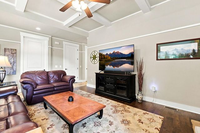 128 Summit View Drive, Ellijay, GA 30540