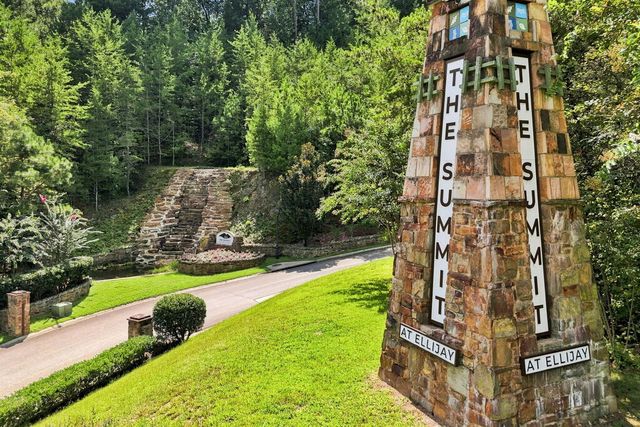 128 Summit View Drive, Ellijay, GA 30540