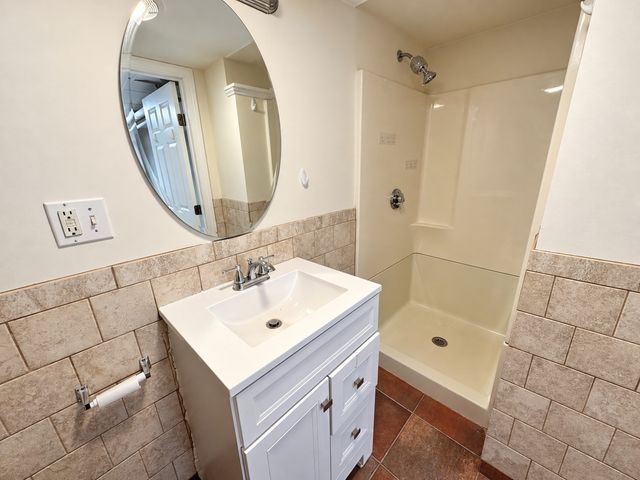 195 Faneuil St 1, Boston, MA 02135