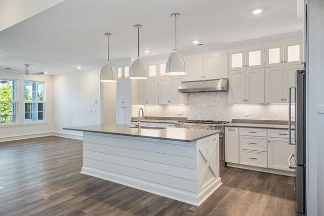 2041 Briar Bend Road, Ridgeville, SC 29472