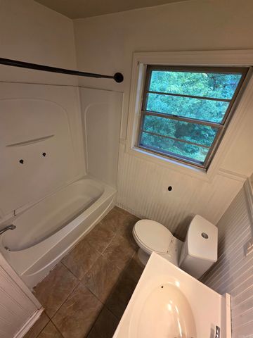 10 Hays Ct, North Little Rock, AR 72118