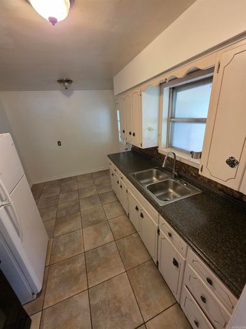 10 Hays Ct, North Little Rock, AR 72118