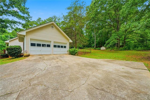 2692 Abbey Ridge Road SW, Conyers, GA 30094