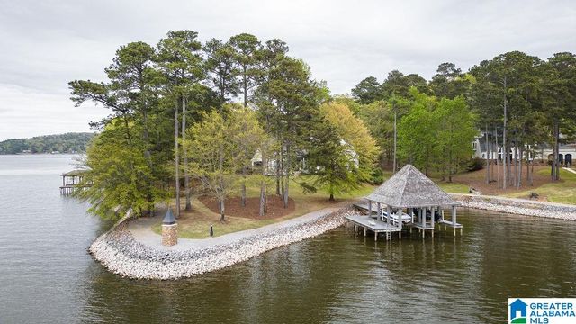 99 WATERS EDGE WAY, Alpine, AL 35014