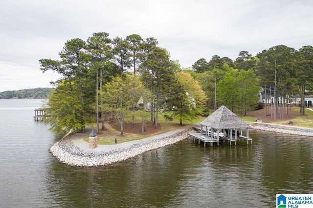 99 WATERS EDGE WAY, Alpine, AL 35014