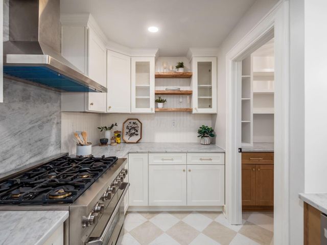 1490 Stratford Road, Delaware, OH 43015