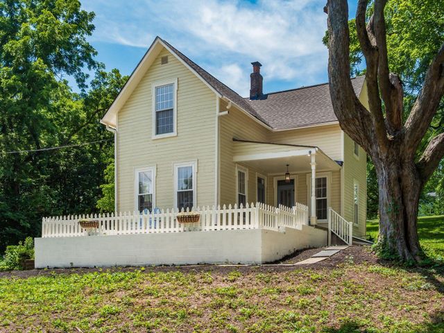 1490 Stratford Road, Delaware, OH 43015