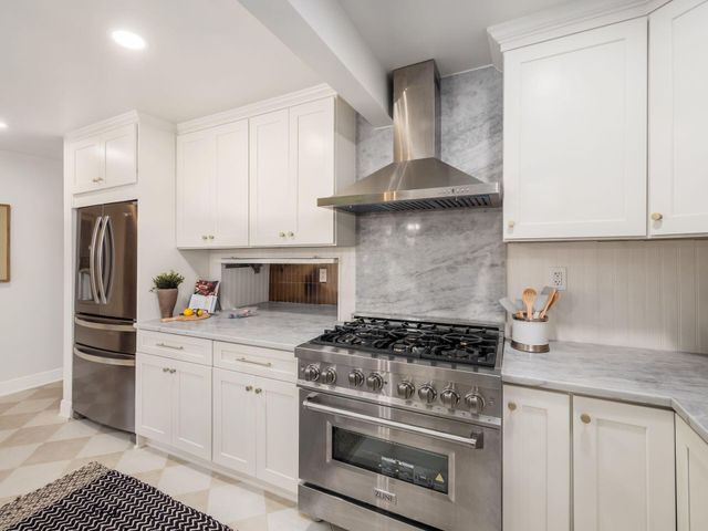 1490 Stratford Road, Delaware, OH 43015