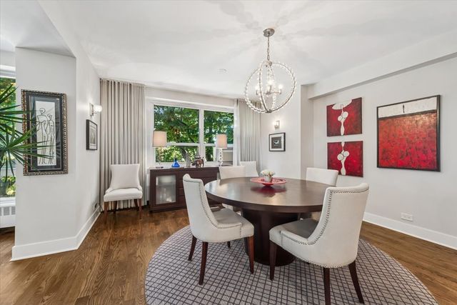 3180 N Lake Shore Drive 2H, Chicago, IL 60657