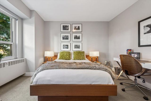 3180 N Lake Shore Drive 2H, Chicago, IL 60657