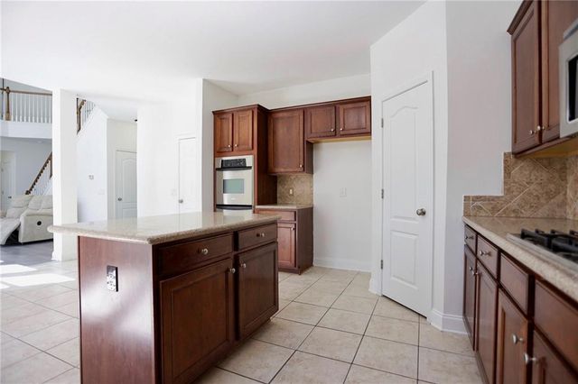 180 Mill Stone Drive, Dawsonville, GA 30534