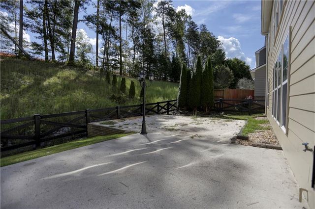 180 Mill Stone Drive, Dawsonville, GA 30534